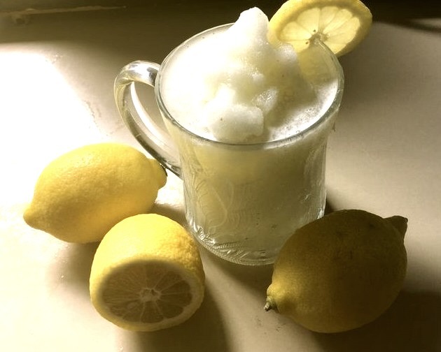 Refreshingly Tart Lemonade Slushie